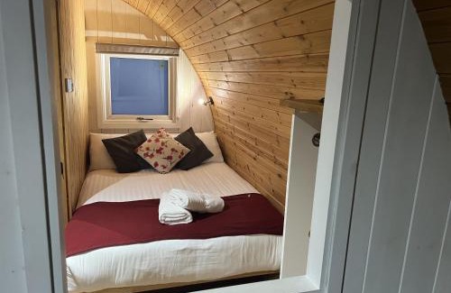 Marshbrook House | Mountain Edge Resort Mega pod 6 with Hot Tub