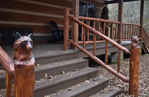 Hatfield Cabin | Mountain Fork River Cabin on 34 Acres 1 hr to Broken Bow and near UTV/ATV trails
