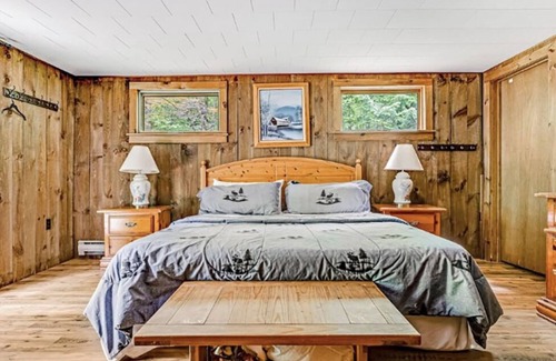 East Dover House | Mountain Getaway, 10 Minutes To Mount Snow And Into Town!