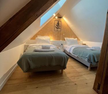 Allemond Apartment | Mountain Gite Jasper for Cycle and Ski - 7 people