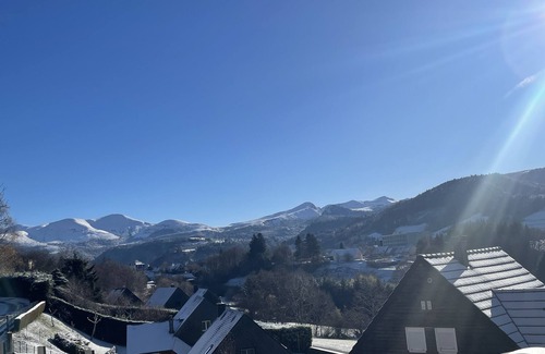 Murat-le-Quaire House | Mountain house with a panoramic view of the Sancy mountains