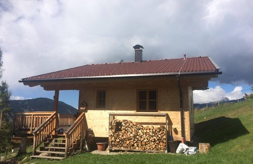 Rangersdorf House | Mountain hut with a view of the mountains