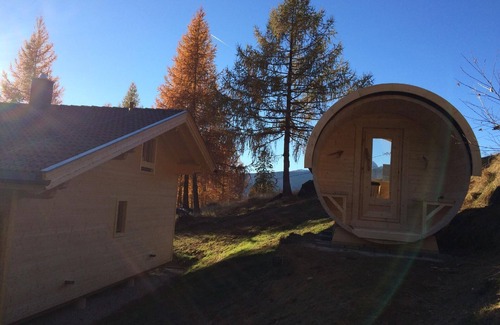 Rangersdorf House | Mountain hut with a view of the mountains