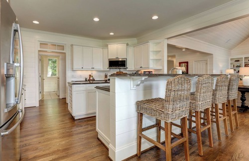 Big Canoe House | Mountain Manor - Mountain views and luxurious comfort in Big Canoe!