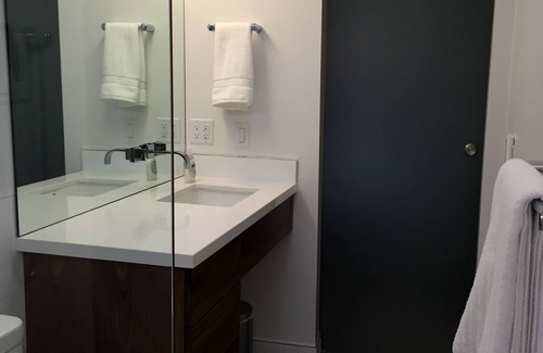 Park Meadows House | Mountain Modern Home - Five Star Ratings!