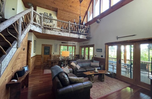 Keene House | Mountain Retreat: Heart of High Peaks-20 Min To Whiteface/Placid/Olympic Complex