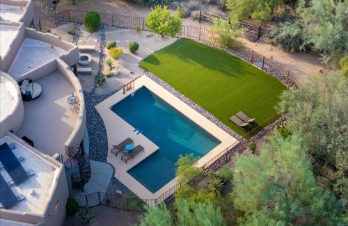Pinnacle Peak House | Mountain Views - Pool - Games - YogaDeck