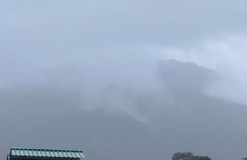 Bullawala Apartment | MountainNest Wrapped in Clouds