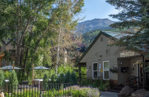 Telluride Condo | Mountainside Inn 106 1 Bedroom Condo by Alpine Lodging Telluride