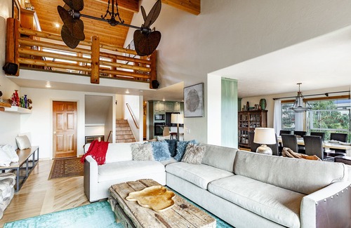 Summit Park House | MOUNTAINTOP CHIC LUXURIOUS HOME SLEEPS 20. TIME TO BOOK YOUR WINTER SKI TRIP!