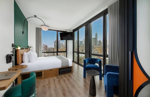 Bowery Hotel | Moxy NYC Lower East Side