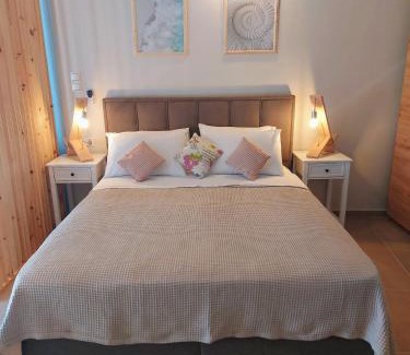 Agia Pelagia Apartment | Mpitzarakis Studio On the Beach