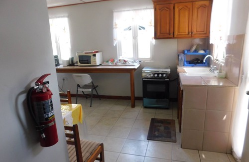 Roseau House | Mr. Clean Bed and Breakfast