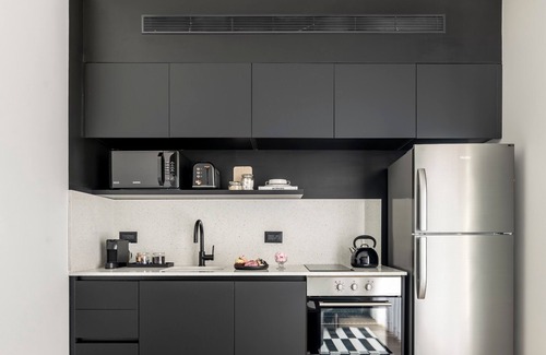 Tel Aviv Apartment | Mr. Montana - By TLV2GO