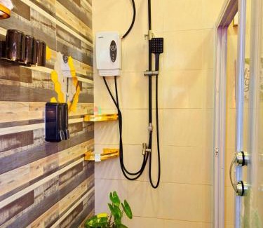 San Carlos City House | Mt Kanlaon Staycation Family Farmhouse