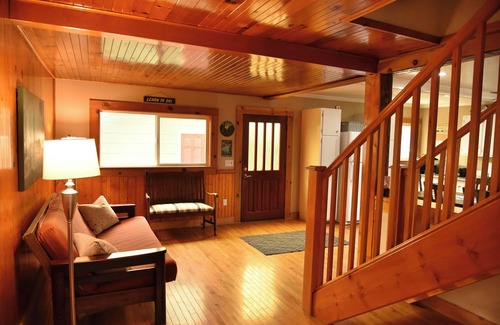 McCloud House | Mt. Shasta Vacation Home in McCloud Sleeps 10+, 415-577-5198