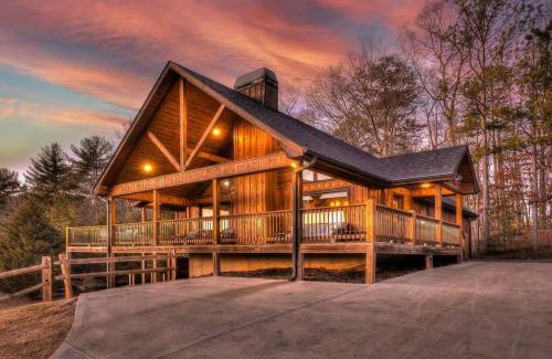 Morganton House | Mtn View Hot Tub Firepit Game Rm 10min to Blue Ridge
