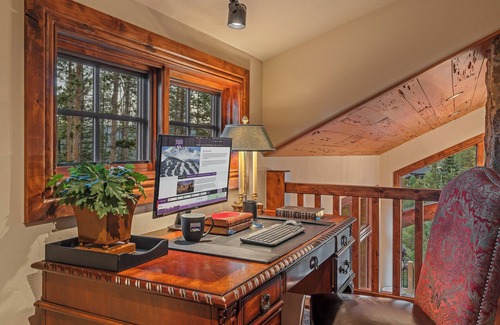 The Highlands House | Mtn Views + Hot Tub + Ski Shuttle + Near Nordic Skiing - Cypress Mountain Chalet
