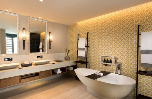 Plaine Magnien Hotel | Best Enjoyed with the Family! Pool, FREE Parking, Close to Blue Bay Beach!