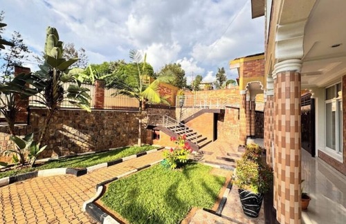 Kigali Villa | Mu Rugo by Iwacu Stays