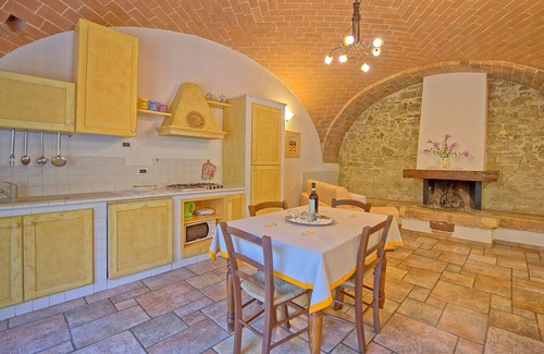 Simignano Apartment | Mulignone 6 - Apartment with pool