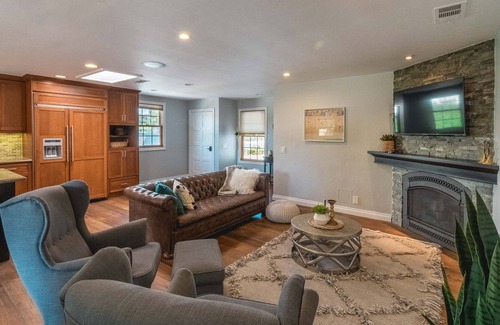 South Oceanside House | Multi Family Resort -PRIVATE POOL, close to beach, Carlsbad- KIDS WILL LOVE