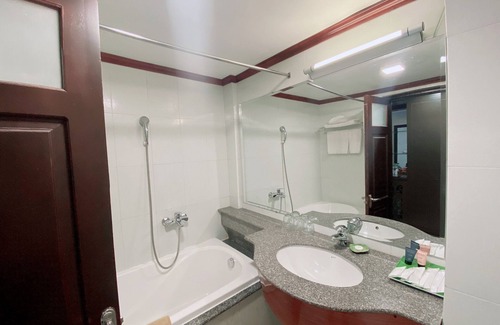 Vinh Hotel | Muong Thanh Thanh Nien Vinh Hotel