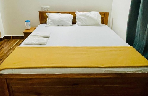 Murudeshwara Hotel | Murdeshwar Comforts