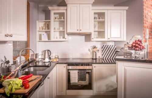 Elk Apartment | Music Apartment