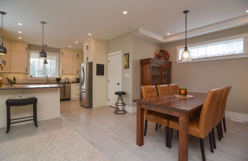 Comox House | My Time Getaway - All Year Destination, Skiing, Fishing, Golfing and Lots More!