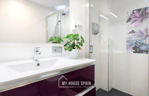Gijon-Este Apartment | MyHouseSpain - Espacioso piso con parking