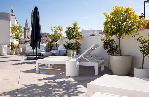 El Arenal Apartment | MYLU SUITES by PUERTA CATEDRAL