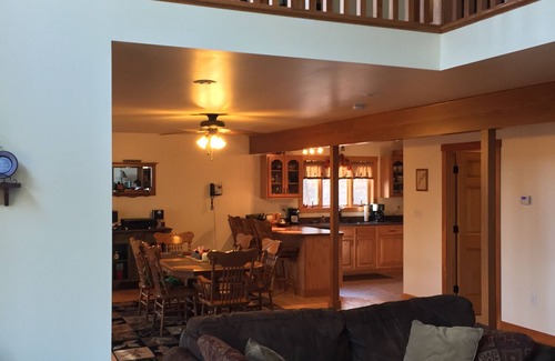 James Creek House | N Multi-Family Getaway at Raystown Lake in Central PA