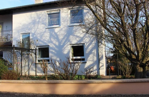 Bad Kreuznach Apartment | Naheland-Appartement am Wingert - apartment/apartment, shower, WC, 2 bedrooms