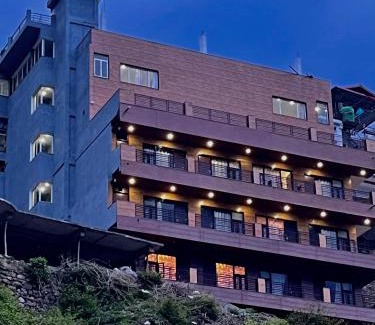 Mussoorie Hotel | Naina Resort, Kempty fall, Mussoorie