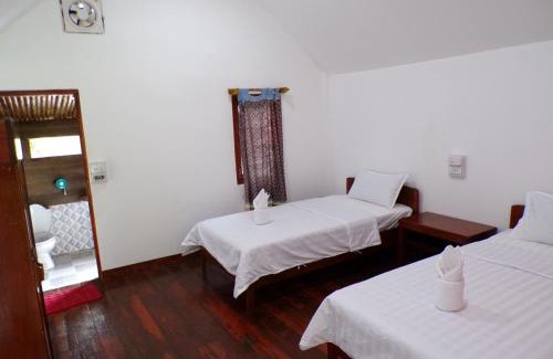 Kong Lor House | Namnoncave Resort