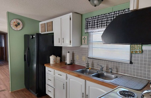 Pleasant Hill House | Nana's Place, 5 min. off I-77, Stone Mtn. State Pk, Cruise-ins