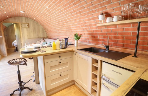 Llanfair Caereinion Cottage | NANT YR ESGAIR, character holiday cottage in Dinas Mawddwy
