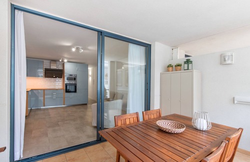 Puerto Naos Apartment | Naos Apartment with Sea Views, Wi-Fi, and Air Conditioning