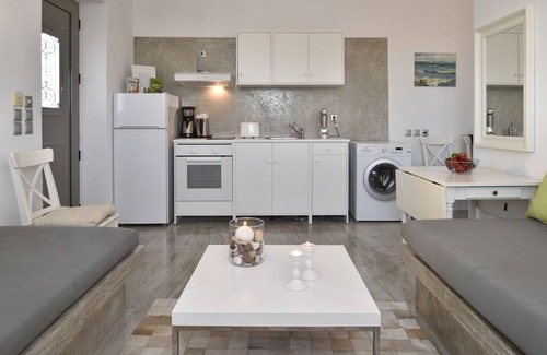 Paros Hotel | Naoussa Hills Boutique Resort - Adults Only