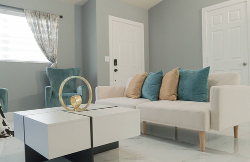 Golden Gate House | Naples Paradise 2Bedroom House