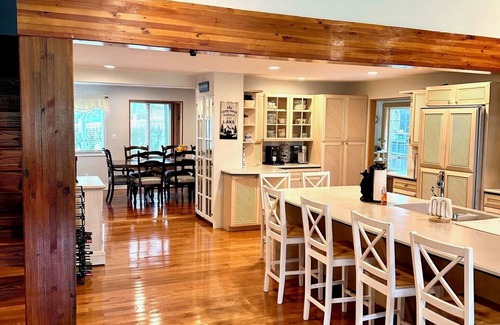 Narrowsburg House | Narrowsburg Lake House Estate