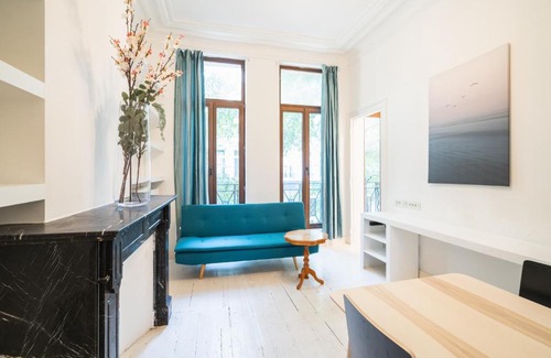 Sint-Andries Apartment | National Street Residence