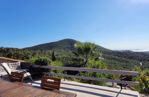 La Londe-les-Maures House | Natural Beauty - View of Les Maures and the Sea