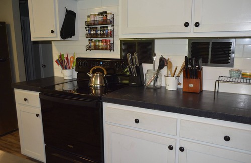 Winslow House | Nature & More! 160 Acres, Trails, Pond, Sleeps 12+