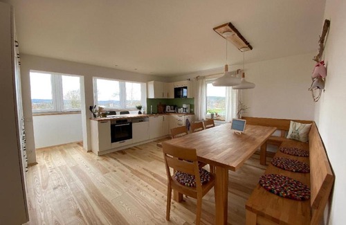 Posing Apartment | Naturspiel