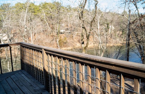 Eureka Springs Cabin | Nauti or Nice - Lake Lucerne #9