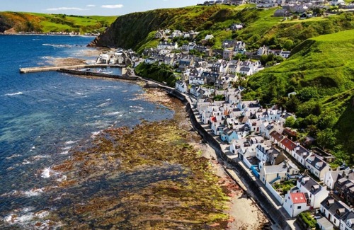 Banff House | Nautical Nook, 16 Seatown, Gardenstown