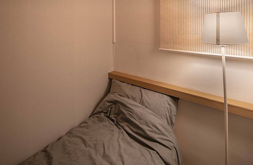 Seongdong-gu House | Near by Hanyang univ, clean & silent room