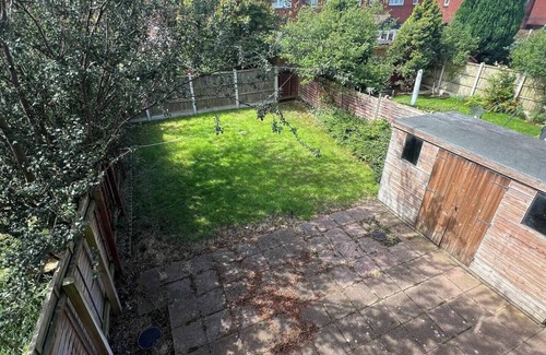 Vauxhall House | Near Everton & Anfield | Free Off-Street Parking